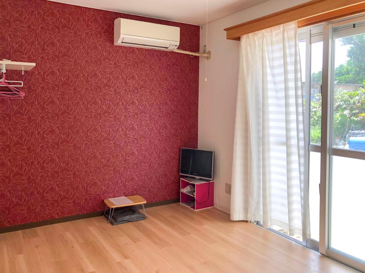 Minshuku Irayoi Hotel Ishigaki  Екстериор снимка
